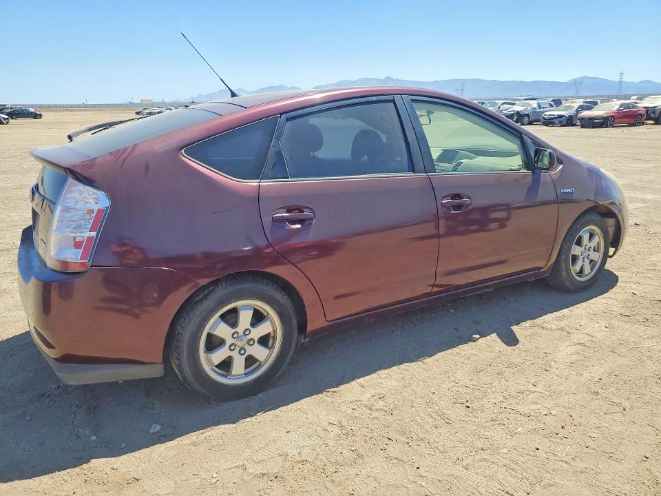 2007 Toyota Prius VIN JTDKB20U673278671 COPART salvage auction — MINOR DENT/SCRATCHES, Ca - Dis/Dlr/Exp Only Clean Title, sold $350 on 2026-07-20 (photo 3)