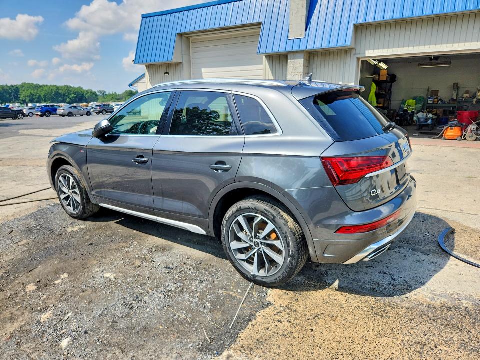 2024 Audi Q5 VIN WA1EAAFY1R2081527 COPART salvage auction — FRONT END, Fl - Cert Of Title Slvg Rebuildable, sold $8,700 on 2026-07-06 (photo 2)