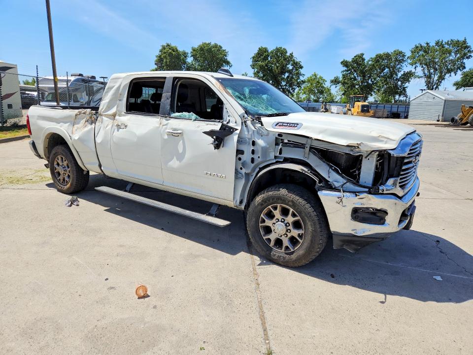 2022 Dodge VIN 3C6UR5NJ3NG403826 COPART salvage auction — SIDE, CA - SALVAGE CERTIFICATE, sold $7,300 on 2026-07-27 (photo 4)