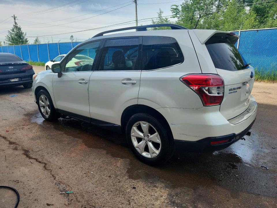 2014 Subaru VIN JF2SJCLC3EH458588 COPART salvage auction — MINOR DENT/SCRATCHES, Nb - Clean Title, sold $550 on 2026-07-23 (photo 2)