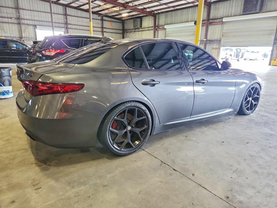 2019 Alfa romeo Giulia VIN ZARFAMAN9K7620015 COPART salvage auction — FRONT END, Fl - Cert Of Title Slvg Rebuildable, sold $7,200 on 2026-08-26 (photo 3)