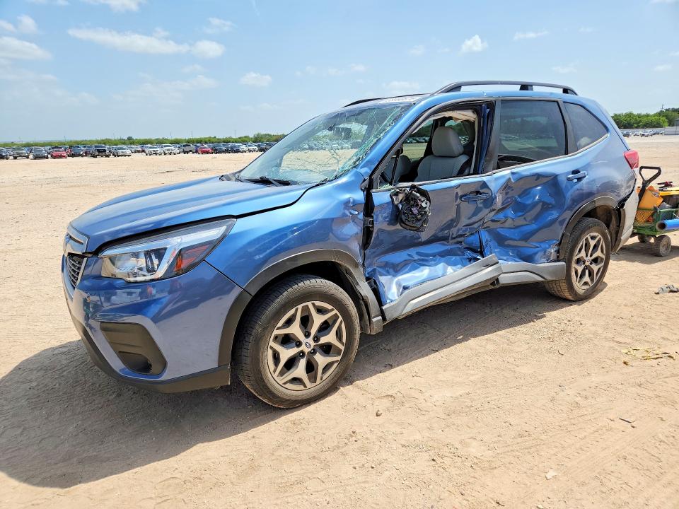 2020 Subaru Forester VIN JF2SKAJC1LH488867 COPART salvage auction — SIDE, Tx - Salvage Vehicle Title, sold $10 on 2026-07-30 (photo 1)