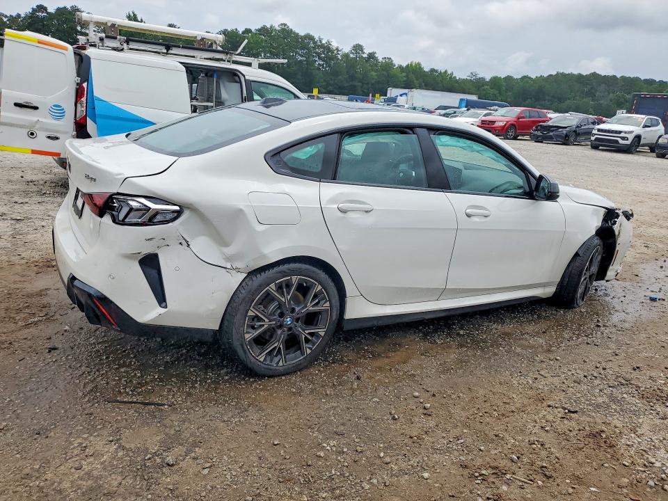 2026 BMW 2 series VIN WBA83GG09T7U09499 COPART salvage auction — FRONT END, GA - CERT OF TITLE-SALVAGE, sold $7,600 on 2026-07-15 (photo 3)