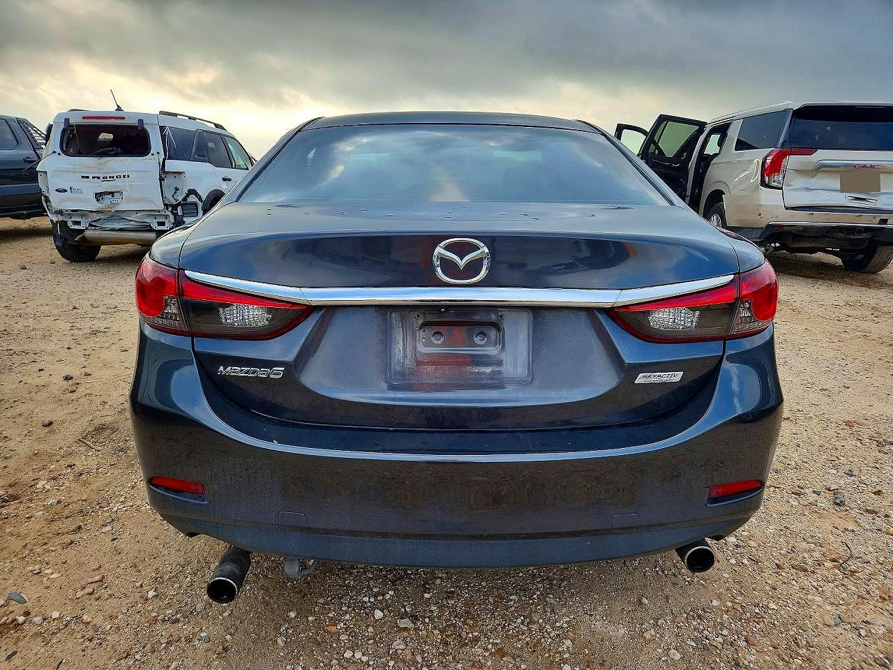 2014 Mazda 6 VIN JM1GJ1T65E1127572 COPART salvage auction — Side, Ct - Clean Title, sold $2,650 on 2026-07-09 (photo 6)