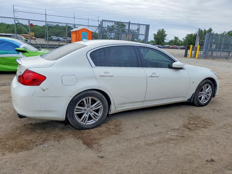 2015 Infiniti Q40 VIN JN1CV6AR8FM520580 COPART salvage auction — SIDE, Md - Cert Of Salvage > 75% Damage, sold $1,500 on 2026-07-07 (photo 3)