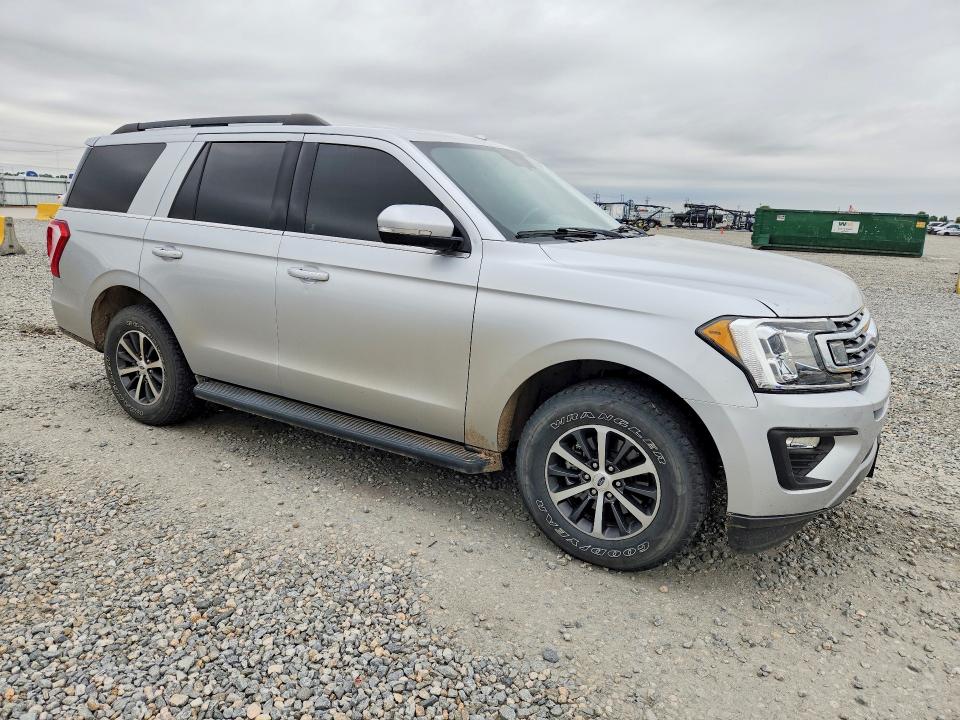 2019 Ford Expedition VIN 1FMJU1JT6KEA36977 COPART salvage auction — HAIL, CO - SALVAGE TITLE, sold $13,000 on 2026-07-02 (photo 4)