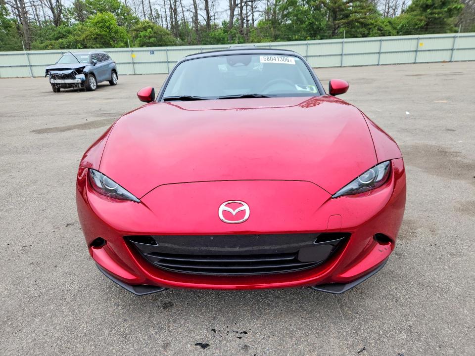 2025 Mazda Mx-5 VIN JM1NDAD78S0650981 COPART salvage auction — REAR END, Ny - Mv-907A Salvage Certificate, sold $9,500 on 2026-08-21 (photo 5)
