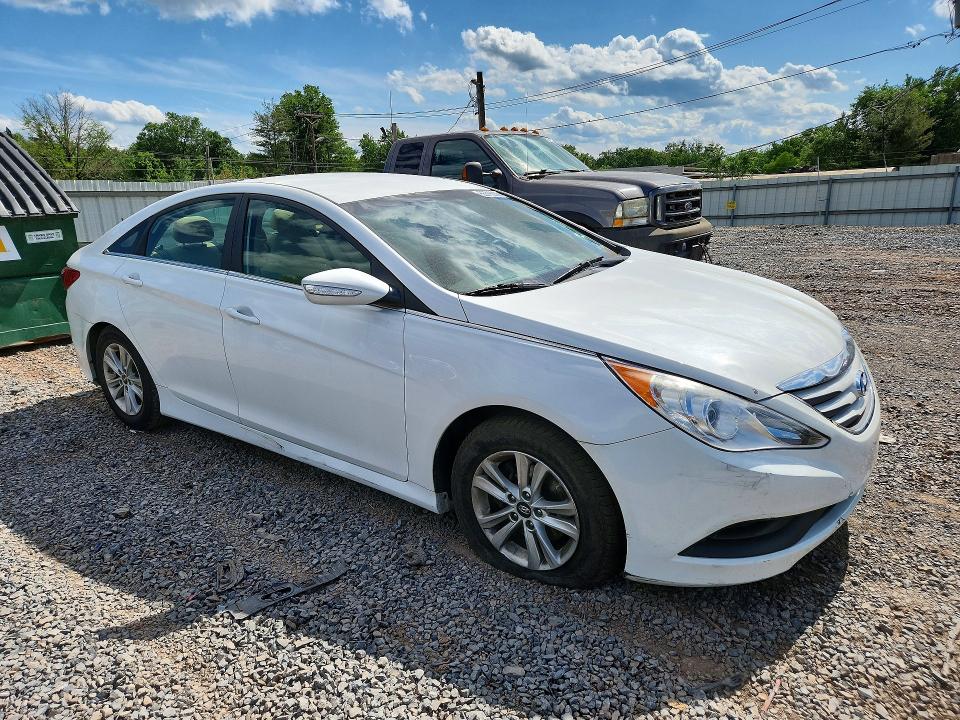 2014 Hyundai VIN 5NPEB4AC3EH891475 COPART salvage auction — MECHANICAL, NJ - CERT OF TITLE-SALVAGE, sold $575 on 2026-07-02 (photo 4)