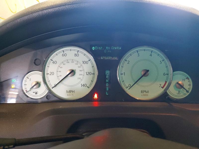 2005 Chrysler 300 VIN 2C3JA53GX5H556153 COPART salvage auction — SIDE, Mn - Cert Of Title-Salvage, sold $525 on 2026-07-28 (photo 9)