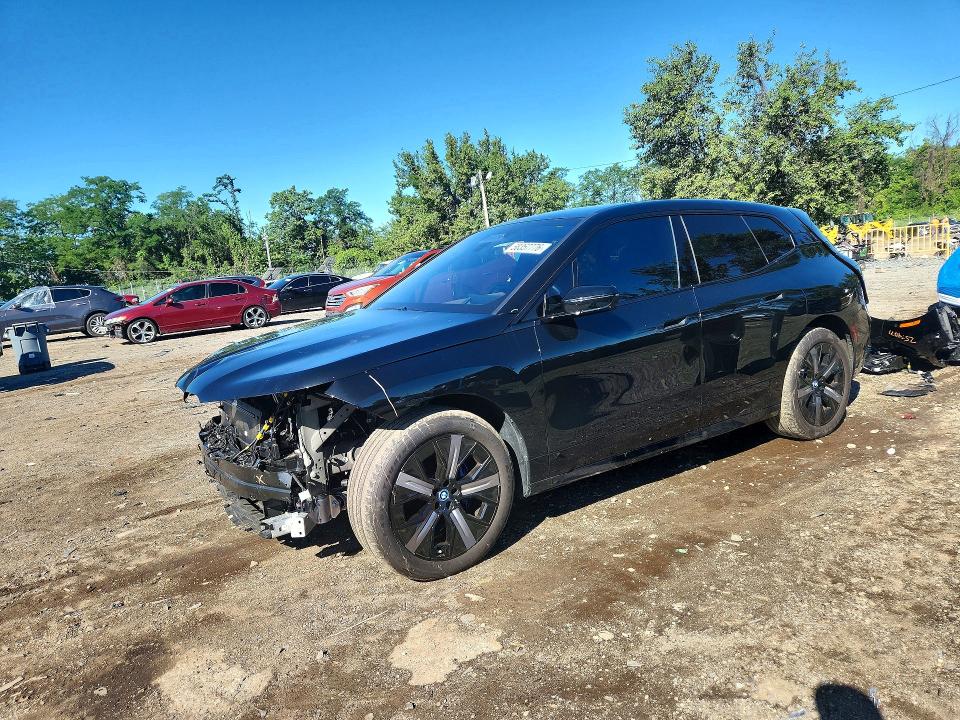 2025 BMW Ix VIN WB523CF00SCS36086 — COPART salvage auction photo