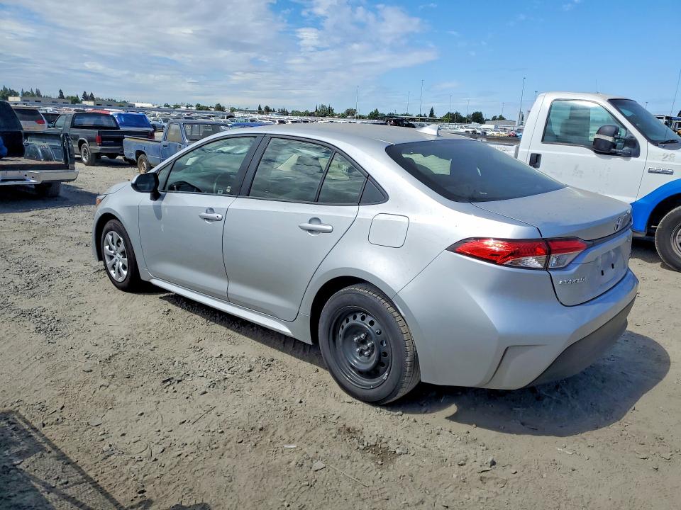 2026 Toyota Corolla VIN JTDBCMFE7T3136199 COPART salvage auction — SIDE, Ca - Salvage Certificate, sold $10,100 on 2026-07-02 (photo 2)