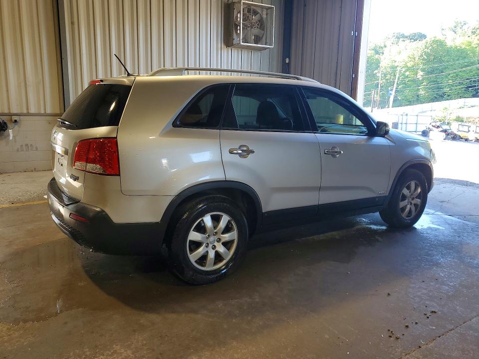 2013 Kia Sorento VIN 5XYKTCA61DG396931 COPART salvage auction — MECHANICAL, Pa - Cert Of Title, sold $1,050 on 2026-07-12 (photo 3)
