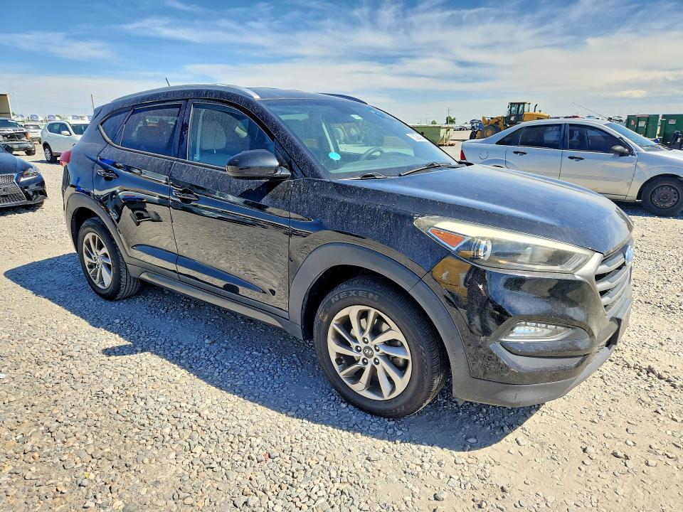 2016 Hyundai Tucson VIN KM8J33A46GU060183 COPART salvage auction — VANDALISM, Co - Public - Salvage Title, sold $2,100 on 2026-07-07 (photo 4)