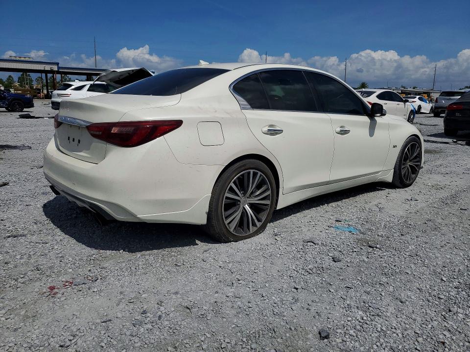2018 Infiniti VIN JN1EV7AP3JM360503 COPART salvage auction — MINOR DENT/SCRATCHES, Fl - Certificate Of Title, sold $4,475 on 2026-07-27 (photo 3)