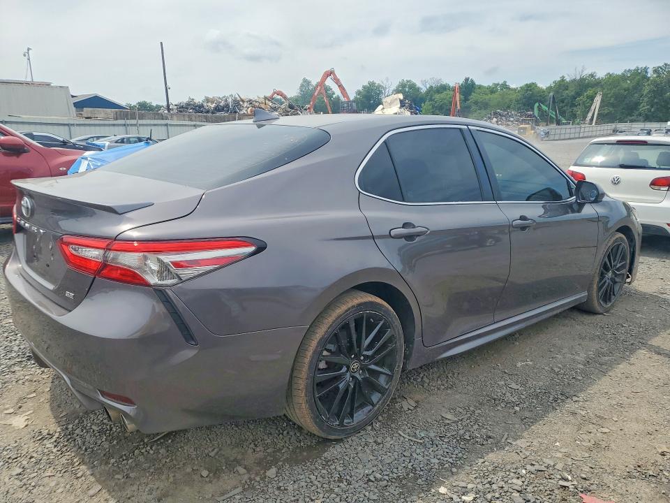 2019 Toyota Camry VIN 4T1B11HK8KU200584 COPART salvage auction — MINOR DENT/SCRATCHES, Pa - Cert Of Title (P), sold $6,300 on 2026-07-02 (photo 3)