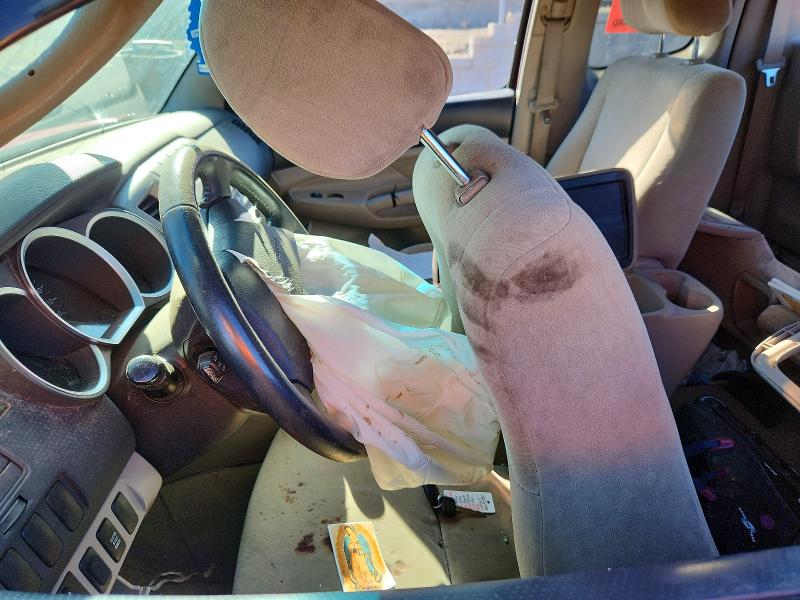 2006 Toyota Tacoma VIN 5TEUX42N36Z209111 COPART salvage auction — ROLLOVER, NM - NON-REPAIRABLE VEHICLE CERT, sold $425 on 2026-07-27 (photo 7)