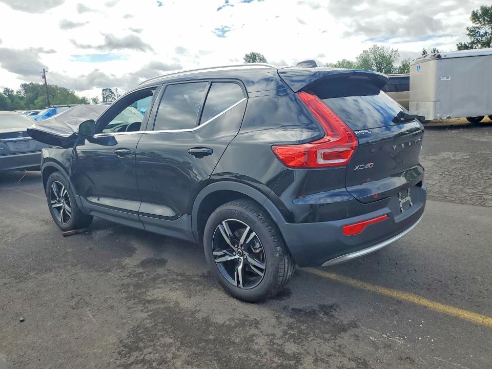 2025 Volvo Xc40 VIN YV4L12UJ4S2466110 COPART salvage auction — FRONT END, Or - Salvage Title Certificate, sold $5,000 on 2026-08-17 (photo 2)