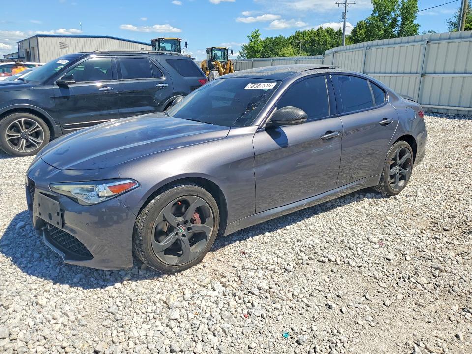 2017 Alfa romeo VIN ZARFAEDN4H7553981 COPART salvage auction — NORMAL WEAR, NJ - CERTIFICATE OF TITLE, sold $5,500 on 2026-07-30 (photo 1)