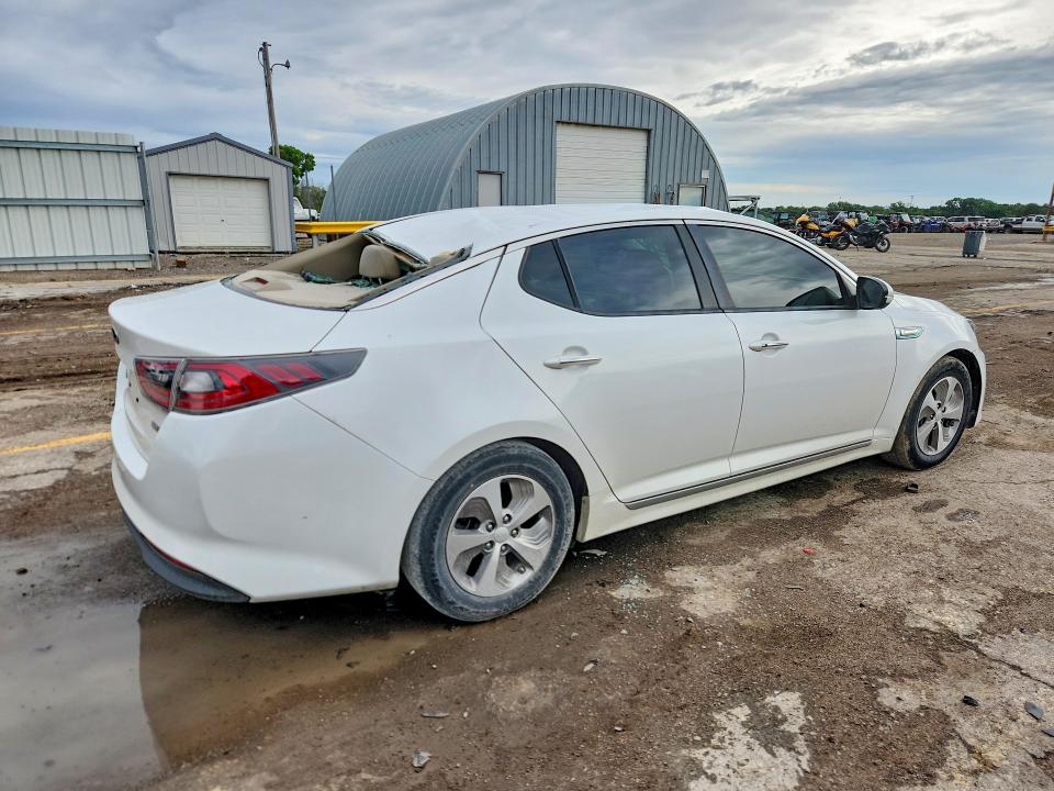 2014 Kia VIN KNAGM4AD4E5064092 COPART salvage auction — ROOF, Ks - Cert Of Title-Salvage, sold $700 on 2026-07-08 (photo 3)