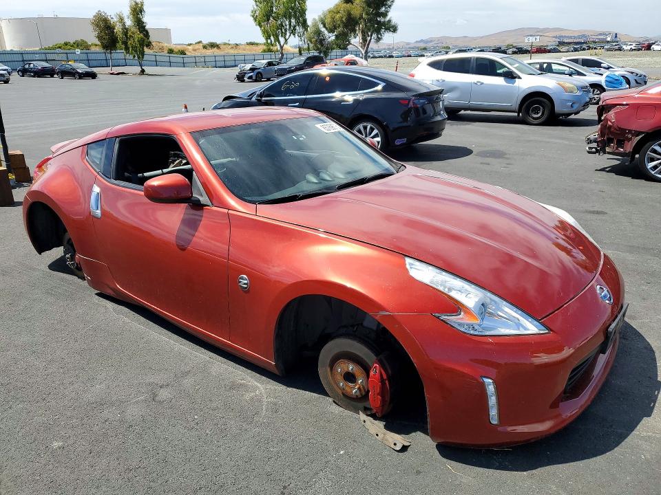 2014 Nissan 370z VIN JN1AZ4EH7EM631430 COPART salvage auction — VANDALISM, Ca - Salvage Certificate, sold $1,200 on 2026-07-29 (photo 4)