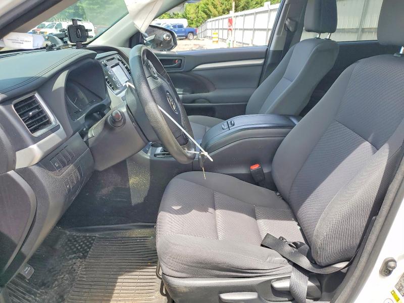 2017 Toyota VIN 5TDBZRFH8HS459267 COPART salvage auction — SIDE, Md - Cert Of Salvage > 75% Damage, sold $4,000 on 2026-07-06 (photo 7)