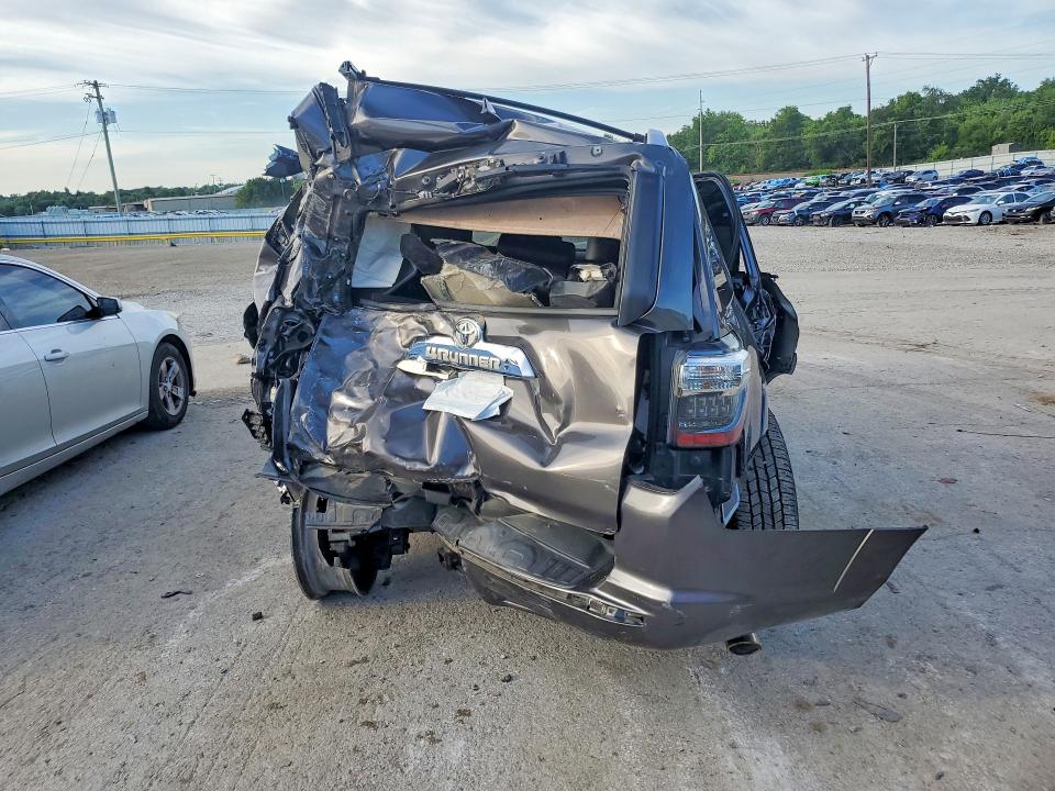2016 Toyota 4runner VIN JTEBU5JR5G5343984 COPART salvage auction — ROLLOVER, Ky - Cert Of Title-Salvage, sold $500 on 2026-07-29 (photo 6)