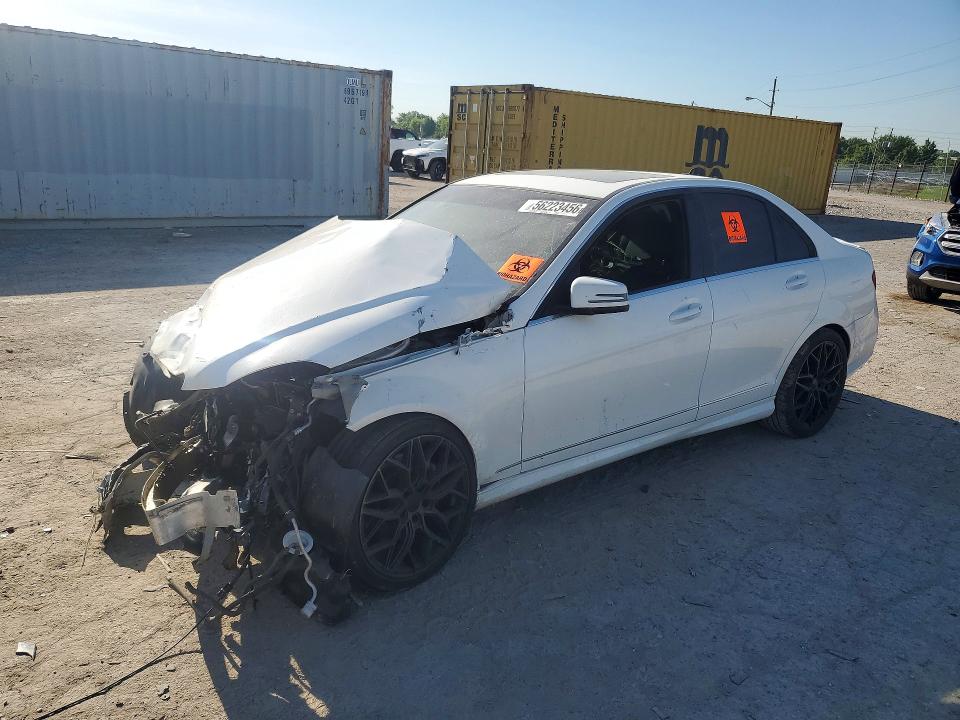 2013 Mercedes-benz C-klasse VIN WDDGF8AB2DR242212 COPART salvage auction — FRONT END, In - Cert Of Title-Salvage Title, sold $500 on 2026-07-28 (photo 1)
