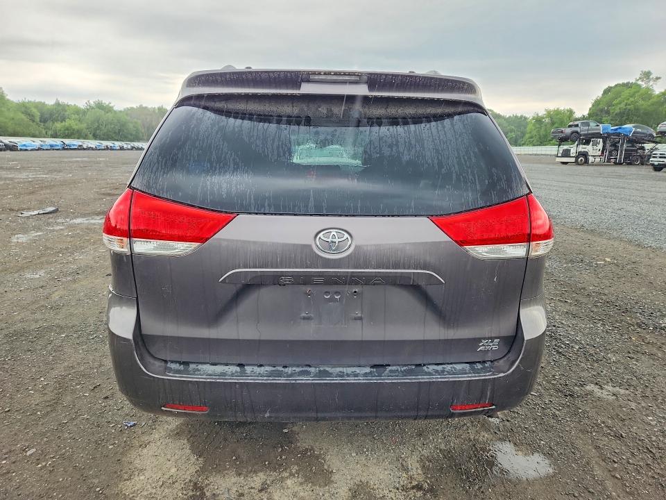2012 Toyota Sienna VIN 5TDDK3DC2CS046223 COPART salvage auction — FRONT END, Ma - Cert Of Title-Reconstrctd Coll, sold $400 on 2026-07-22 (photo 6)