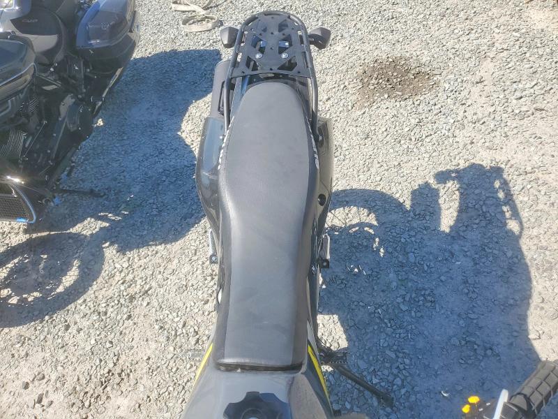 2022 Suzuki Dr-z VIN JS1SK43A6N7100501 COPART salvage auction — SIDE, NC - SALVAGE CERTIFICATE OF TITLE, sold $900 on 2026-07-30 (photo 5)