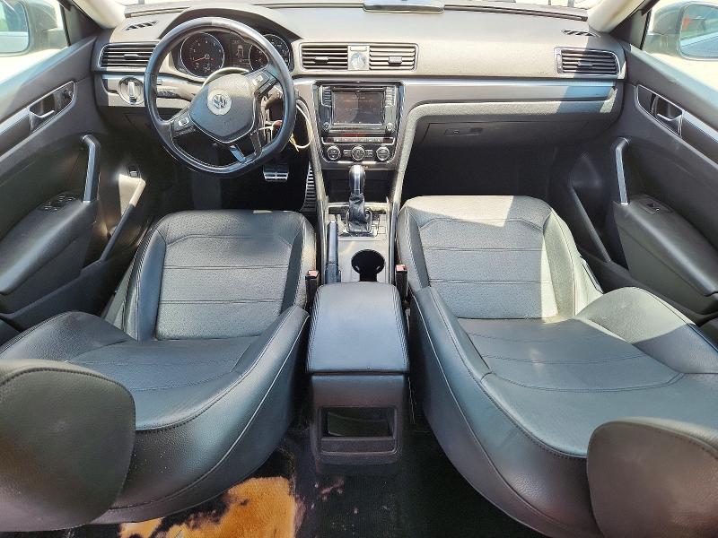 2017 Volkswagen Passat VIN 1VWDT7A30HC084743 COPART salvage auction — NORMAL WEAR, FL - CERTIFICATE OF TITLE, sold $4,200 on 2026-07-07 (photo 8)