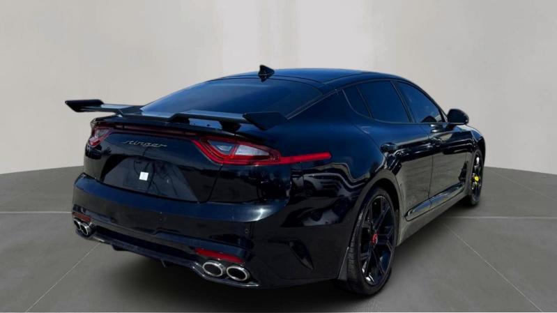 2019 Kia Stinger VIN KNAE55LC9K6057823 COPART salvage auction — NORMAL WEAR, Va - Certificate Of Title (P), sold $10,400 on 2026-07-31 (photo 4)