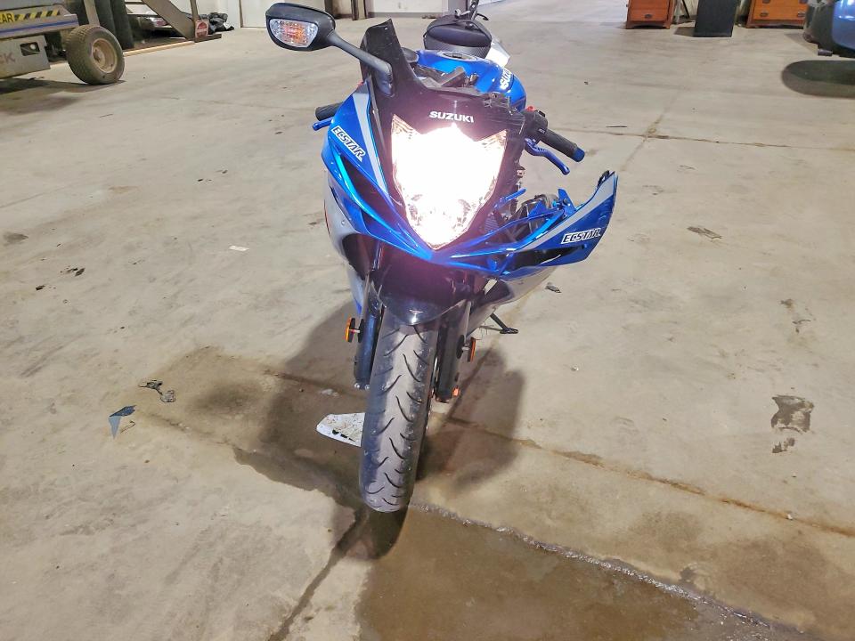 2023 Suzuki Gsx-r VIN JS1GN7FA7P7101220 COPART salvage auction — FRONT END, IA - CERT OF TITLE-SALVAGE TITLE, sold $1,200 on 2026-07-30 (photo 2)