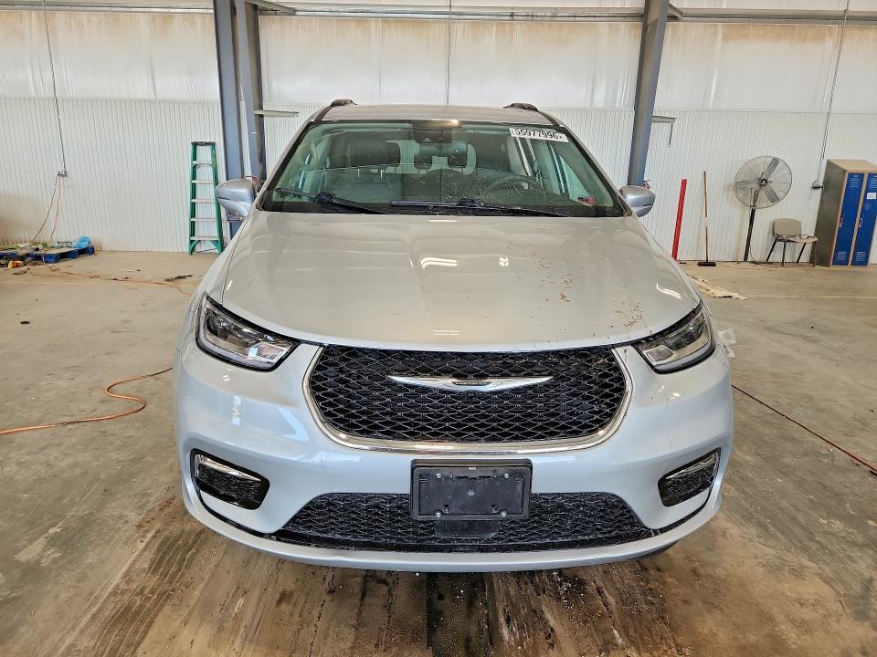 2022 Chrysler Pacifica VIN 2C4RC1BG2NR173157 COPART salvage auction — SIDE, Ne - Cert Of Title-Salvage, sold $10,200 on 2026-07-28 (photo 5)