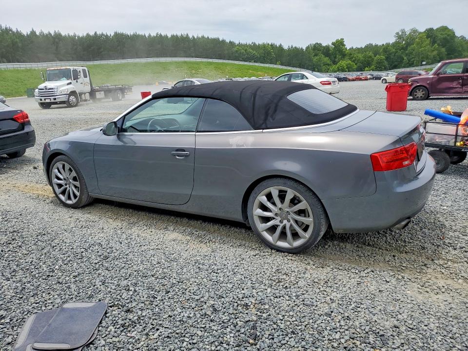2014 Audi A5 VIN WAULFAFH4EN006745 COPART salvage auction — WATER/FLOOD, Fl - Dlr Only Cert Of Destruction, sold $3,100 on 2026-07-09 (photo 2)