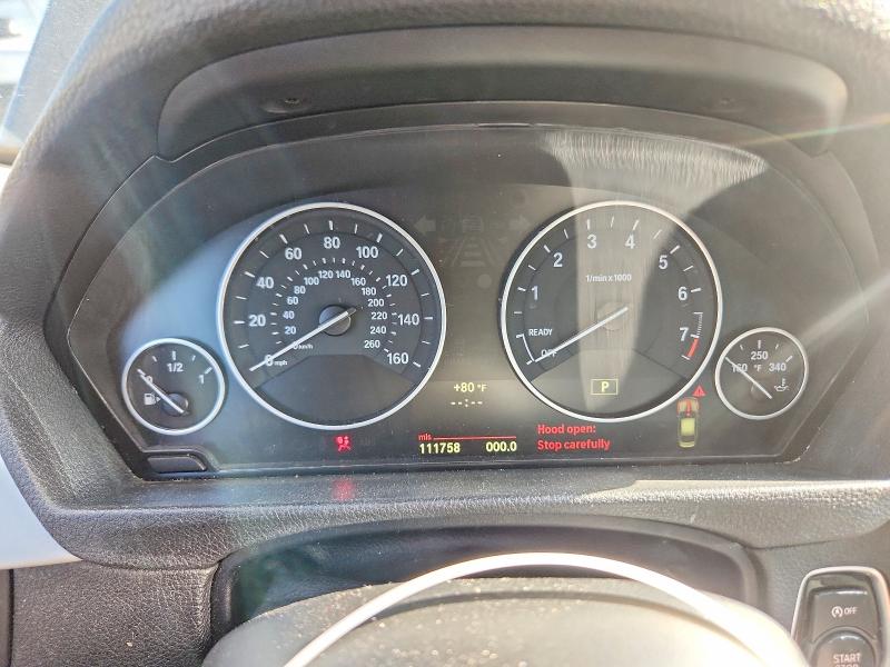 2013 BMW 3er VIN WBA3B5C58DF597992 COPART salvage auction — NORMAL WEAR, Tx - Certificate Of Title, sold $400 on 2026-07-02 (photo 9)