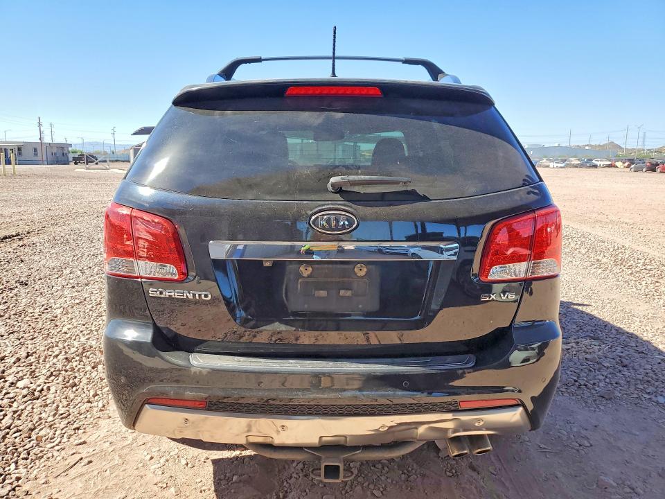 2012 Kia Sorento VIN 5XYKW4A21CG304225 COPART salvage auction — MINOR DENT/SCRATCHES, Az - Certificate Of Title (P), sold $975 on 2026-07-07 (photo 6)