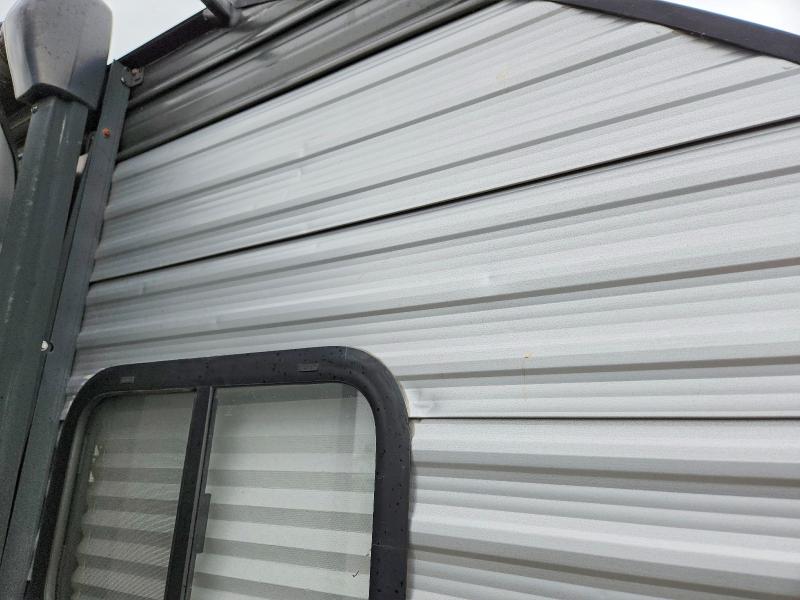 2019 Frrv VIN 5ZT2CKGC9KY003123 COPART salvage auction — HAIL, MN - CERT OF TITLE-SALVAGE, sold $2,600 on 2026-07-16 (photo 9)