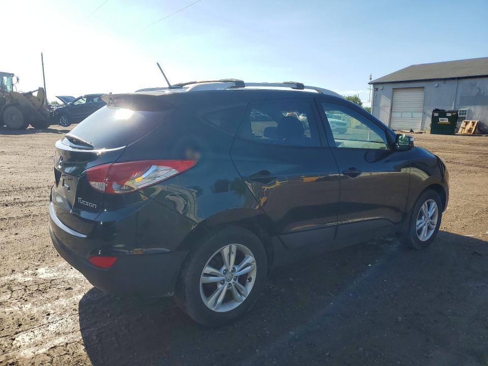 2013 Hyundai Tucson VIN KM8JU3AC6DU702451 COPART salvage auction — MINOR DENT/SCRATCHES, Mi - Dealer Only Clean Title (P), sold $1,350 on 2026-07-15 (photo 3)