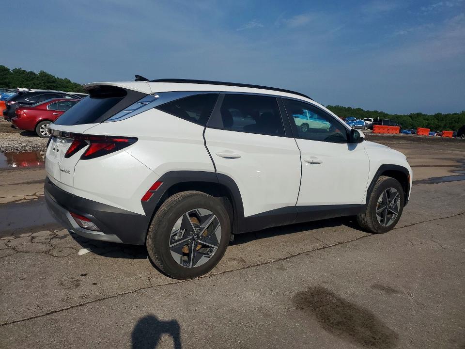 2026 Hyundai Tucson VIN KM8JBDD17TU453565 COPART salvage auction — SIDE, Pa - Certificate Of Salvage, sold $13,300 on 2026-07-13 (photo 3)