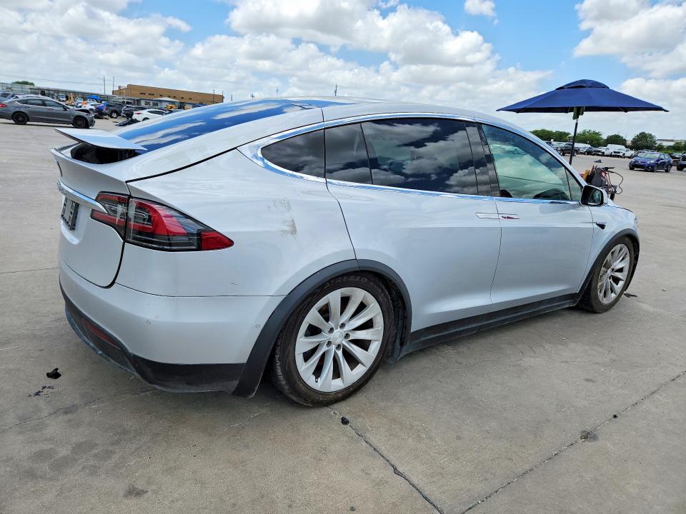 2018 Tesla Model x VIN 5YJXCDE21JF101252 COPART salvage auction — FRONT END, Tx - Certificate Of Title (P), sold $6,000 on 2026-07-02 (photo 3)