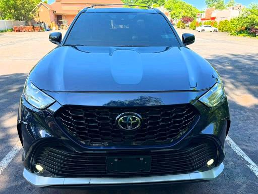 2023 Toyota Highlander VIN 5TDKDRBH0PS019871 COPART salvage auction — MINOR DENT/SCRATCHES, Ny - Certificate Of Title, sold $25,750 on 2026-07-10 (photo 8)