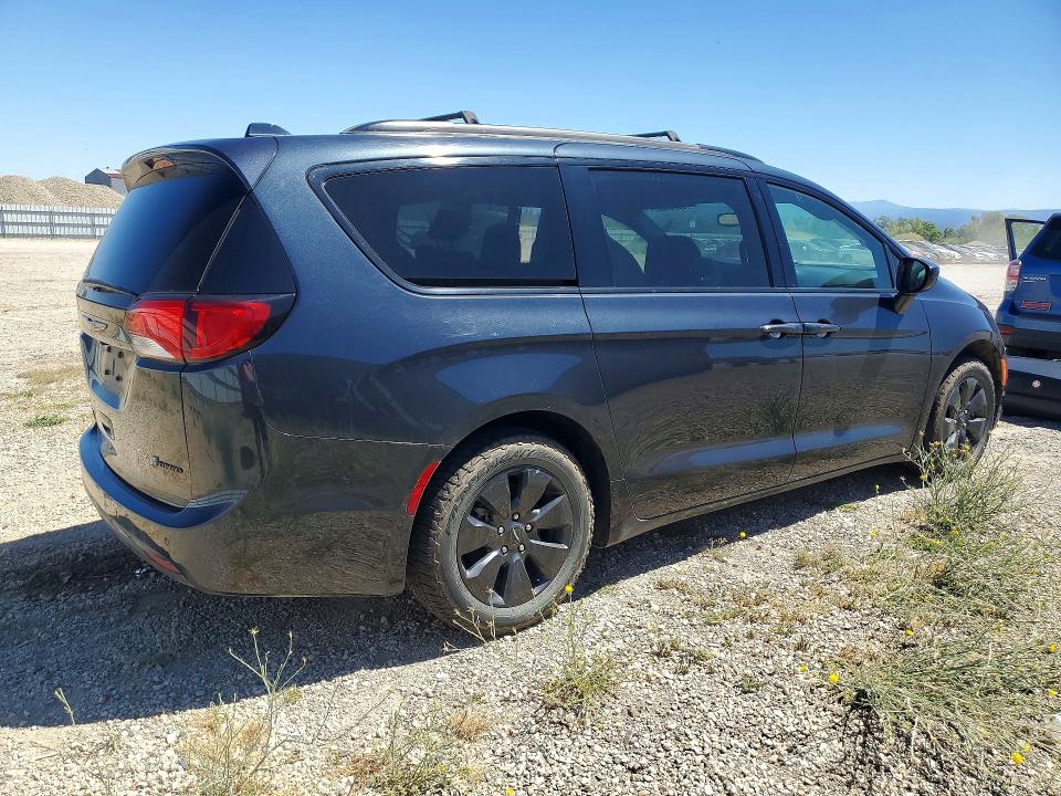 2020 Chrysler Pacifica VIN 2C4RC1L70LR196299 COPART salvage auction — SIDE, CA - SALVAGE CERTIFICATE, sold $7,400 on 2026-08-21 (photo 3)