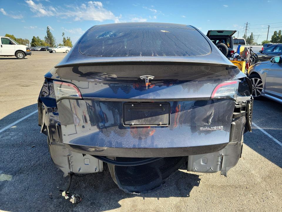 2024 Tesla Model y VIN 7SAYGDEFXRF020194 COPART salvage auction — REAR END, Ca - Salvage Certificate, sold $8,100 on 2026-07-28 (photo 6)