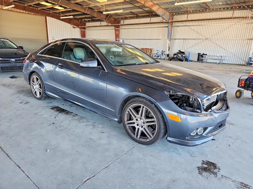 2010 Mercedes-benz E-klasse VIN WDDKJ7CB5AF048481 COPART salvage auction — FRONT END, Ca - Salvage Certificate, sold $725 on 2026-07-09 (photo 4)