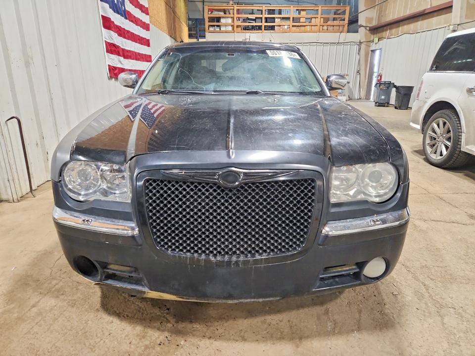 2006 Chrysler 300 VIN 2C3LA63H46H291240 COPART salvage auction — SIDE, Ak - Cert Of Veh Title-Reconstructe, sold $25 on 2026-07-28 (photo 5)