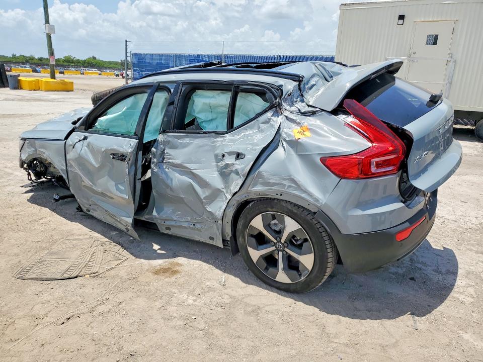 2026 Volvo Xc40 VIN YV4L12UC7T2788436 COPART salvage auction — ALL OVER, FL - CERTIFICATE OF DESTRUCTION, sold $1,050 on 2026-07-27 (photo 2)