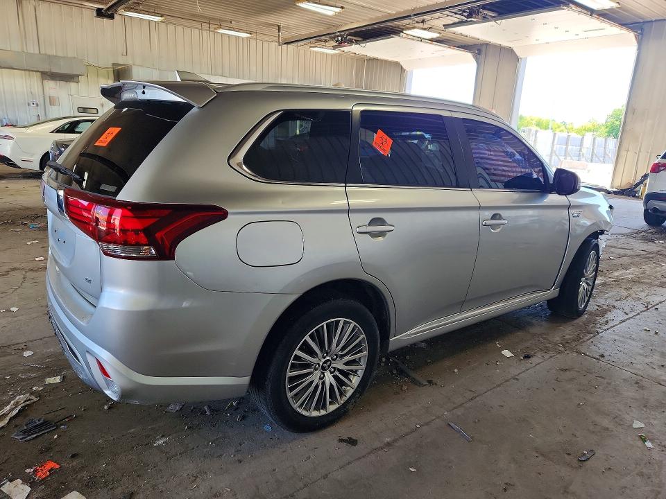 2020 Mitsubishi Outlander VIN JA4J24A50LZ029153 COPART salvage auction — FRONT END, MI - CERTIFICATE OF TITLE, sold $4,300 on 2026-07-27 (photo 3)