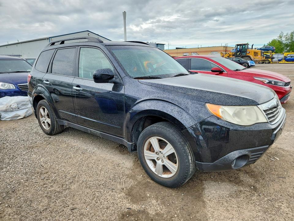2010 Subaru Forester VIN JF2SH6CC2AH761997 COPART salvage auction — MINOR DENT/SCRATCHES, ON - PERMIT NO BRAND - UNFIT, sold $800 on 2026-07-08 (photo 4)