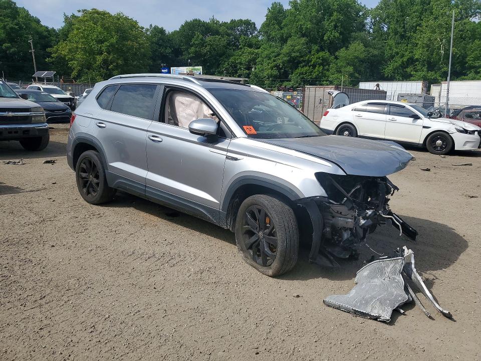 2022 Volkswagen Taos VIN 3VVPX7B2XNM064294 COPART salvage auction — FRONT END, Wv - Certificate Of Title, sold $2,550 on 2026-08-06 (photo 4)