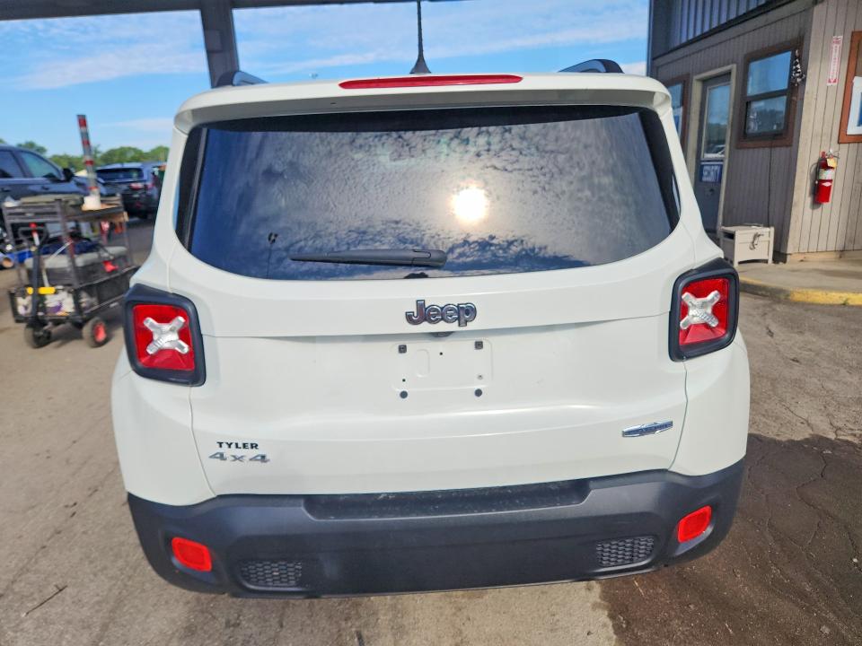 2015 Jeep VIN ZACCJBBT5FPB85209 COPART salvage auction — FRONT END, Wv - Salvage Certificate, sold $1,300 on 2026-08-17 (photo 6)